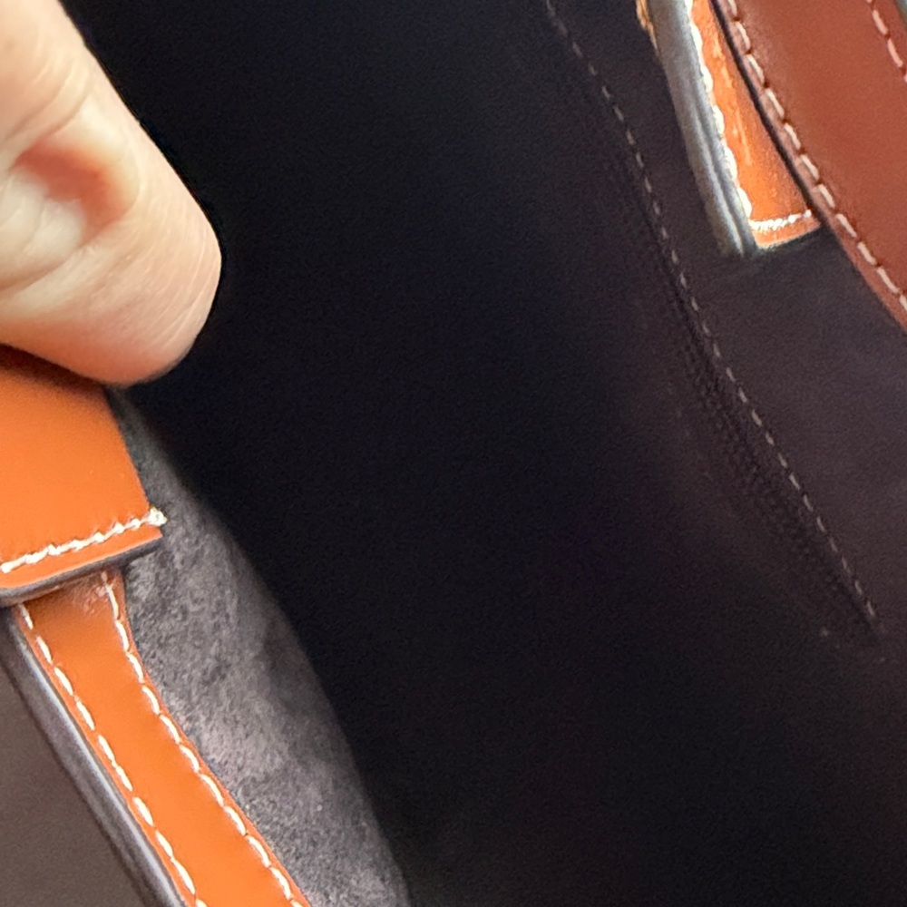 STAUD MOON SHOULDER BAG IN COGNAC LEATHER - Picture 8 of 9